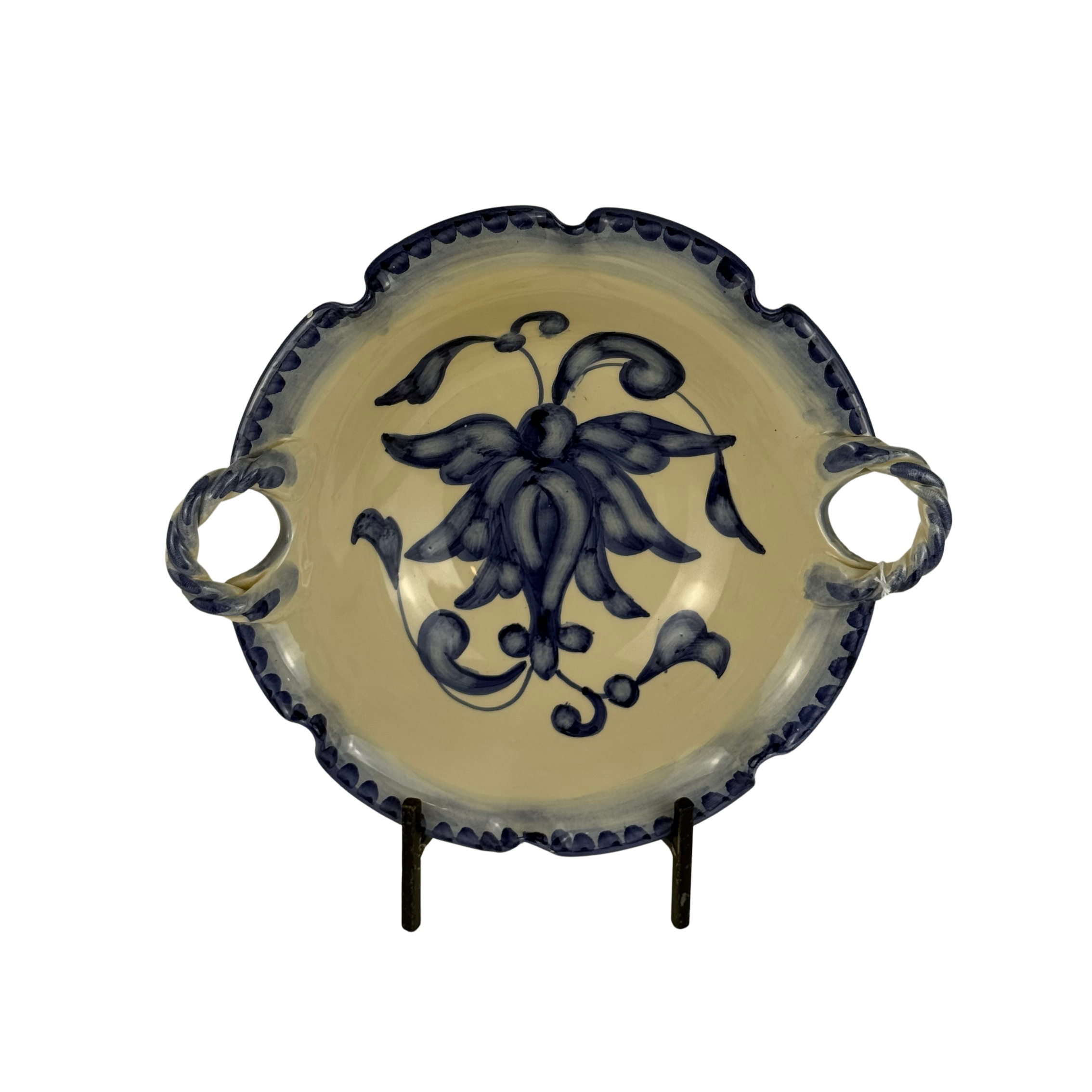Scalloped bowl with handles, blue decoration